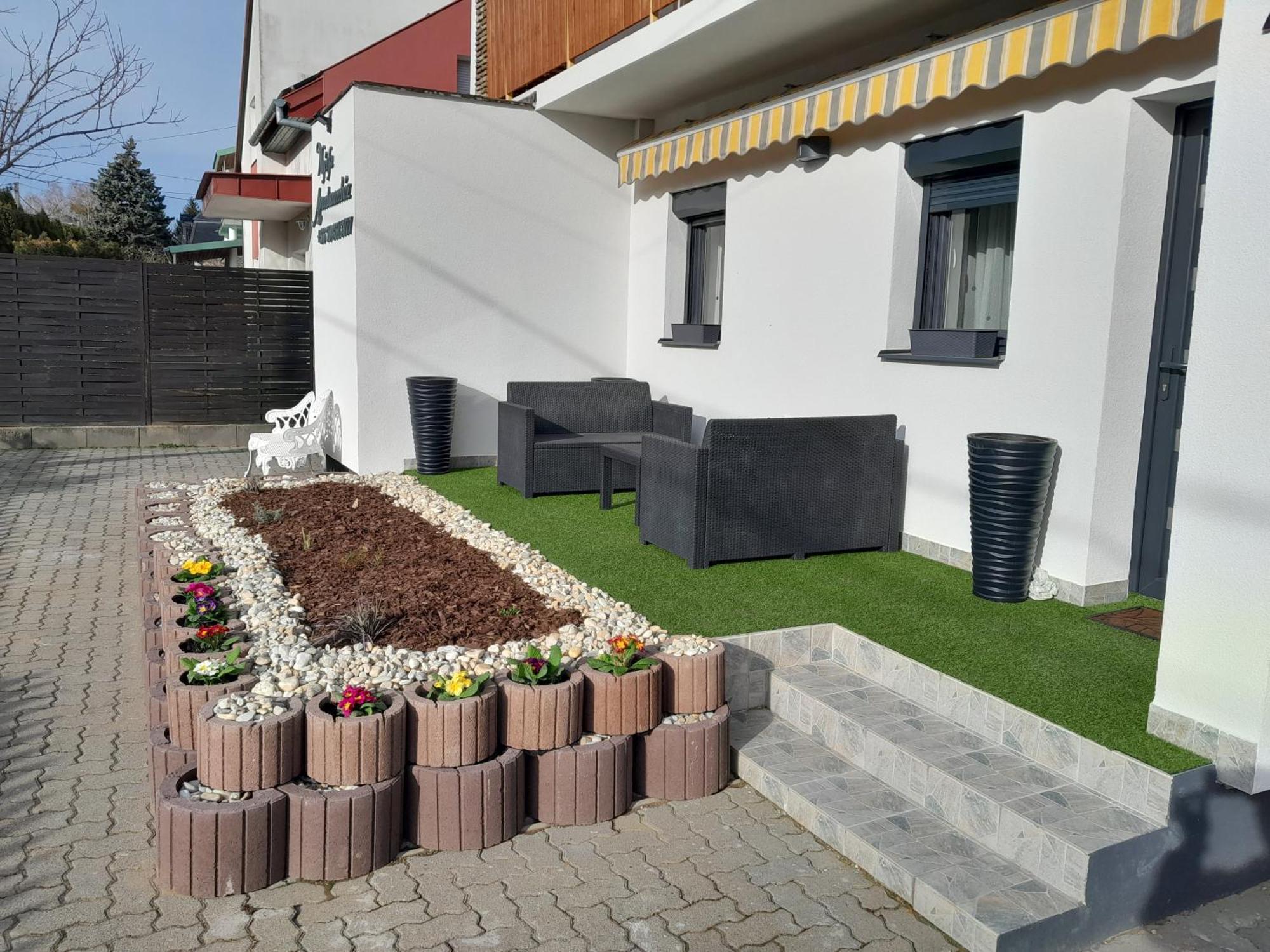 Nyirfa Apartmanhaz ซาลาคาโรส ภายนอก รูปภาพ