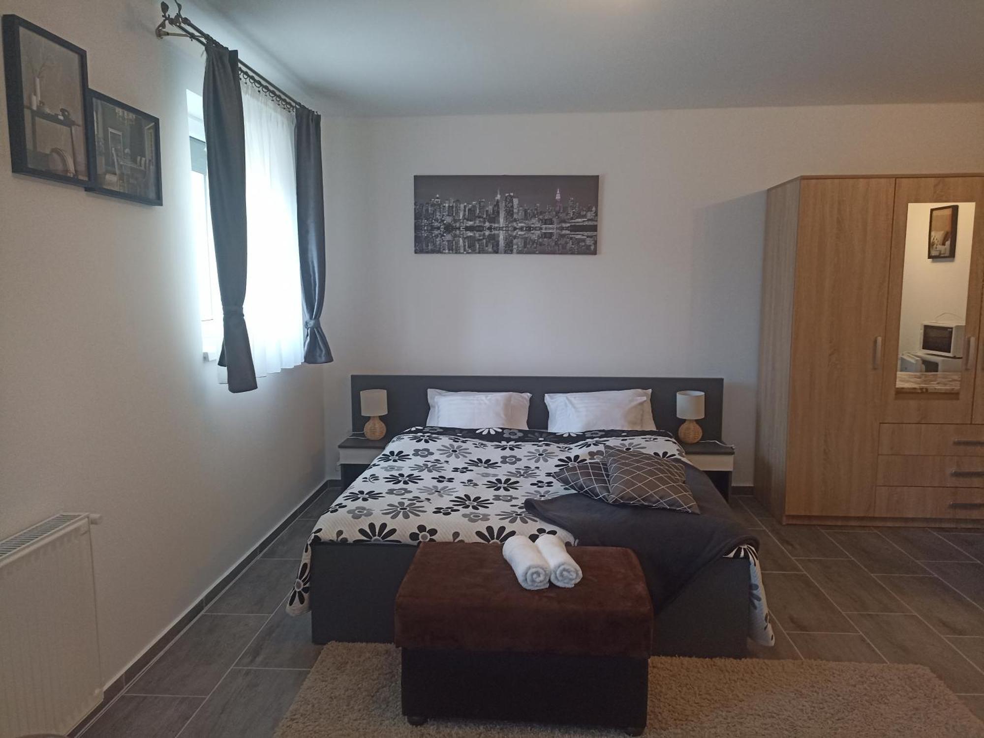 Nyirfa Apartmanhaz ซาลาคาโรส ภายนอก รูปภาพ