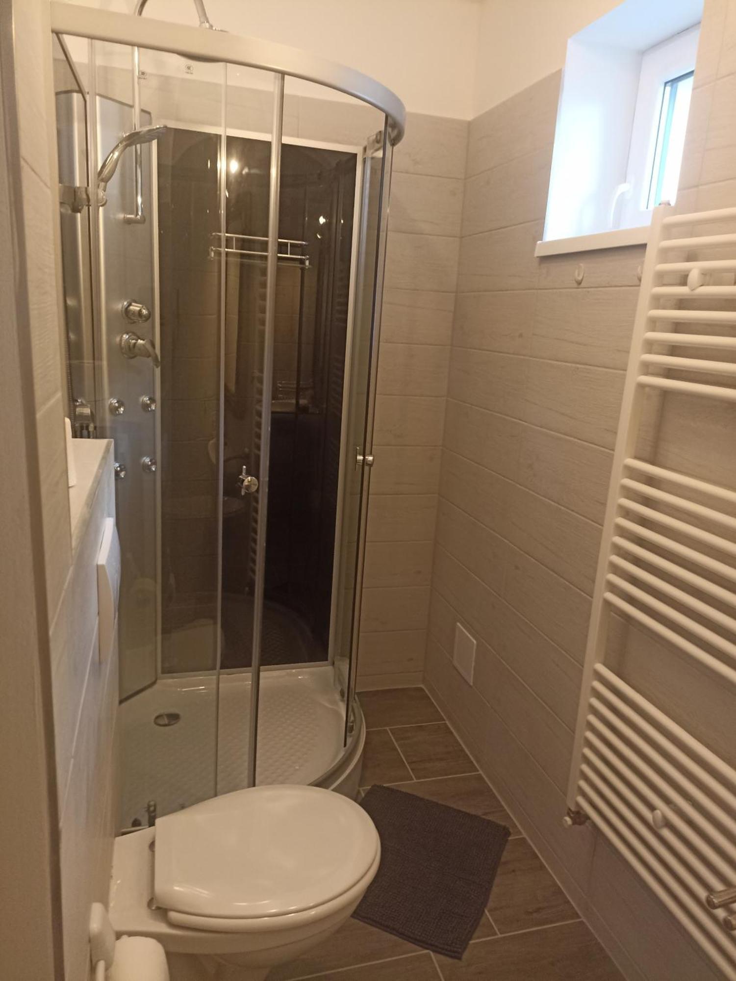 Nyirfa Apartmanhaz ซาลาคาโรส ภายนอก รูปภาพ